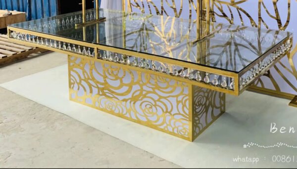Gold & White Bridal Table